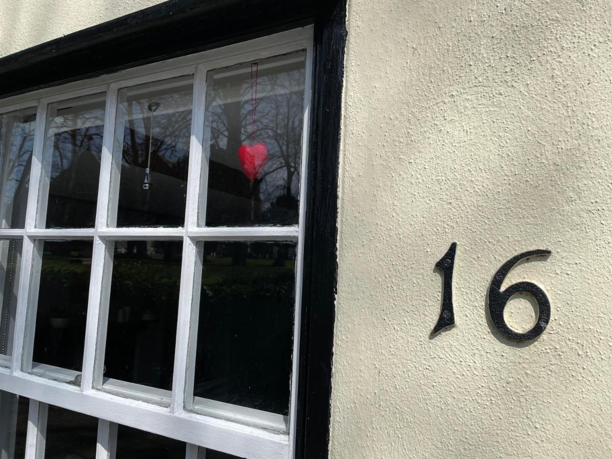 Charming Town Centre Character Cottage With Parking Stowmarket Εξωτερικό φωτογραφία