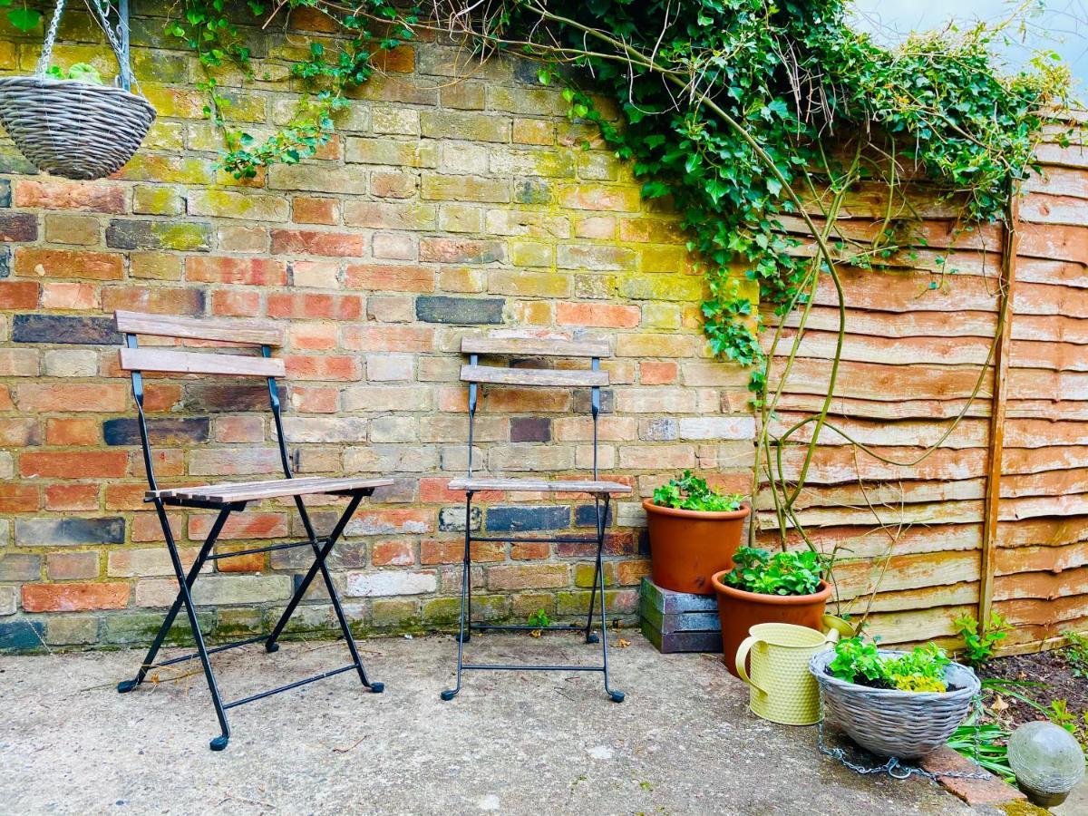Charming Town Centre Character Cottage With Parking Stowmarket Εξωτερικό φωτογραφία